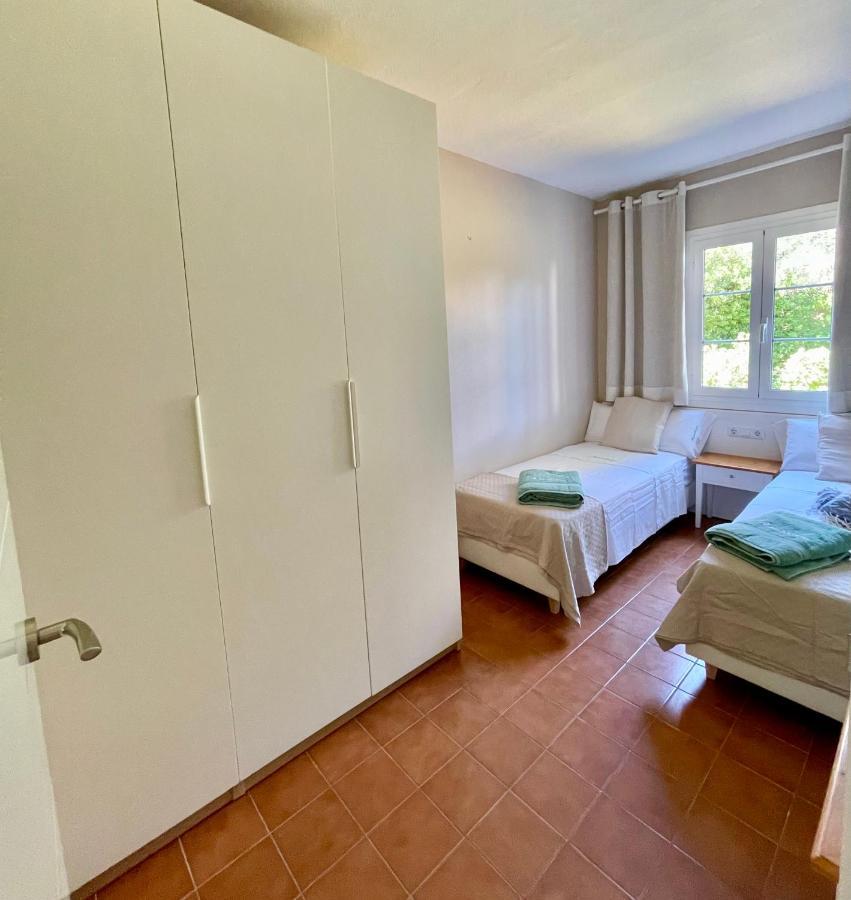 Bonito Apartamento Con Terraza, Jardin Y Piscina Cala en Bosc Eksteriør billede